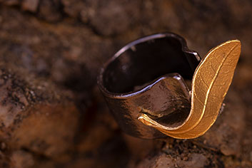 silver-gold